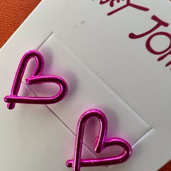 🩷 Betsey Johnson shining fluorescent pink open heart studs 🩷 - Picture 3 of 4